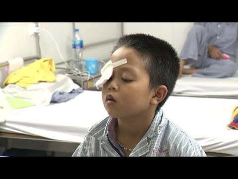 Nguy cơ mù do tự ý sử dụng thuốc nhỏ mắt