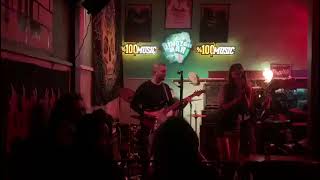 Dinozor Bar - İzmir Punk Live