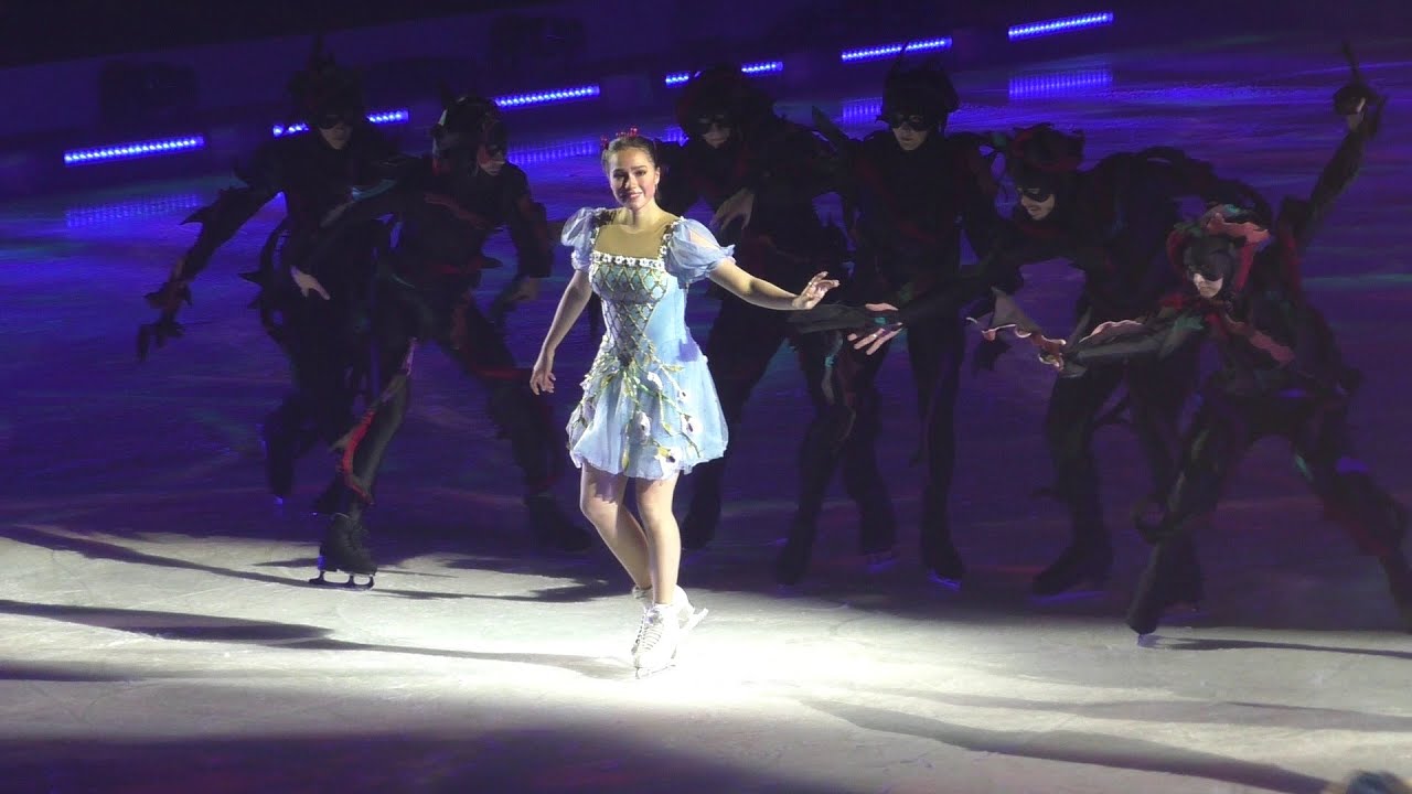 Выступление Секси Феклы Толстой В Шоу «Звезды На Льду»