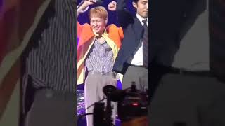 Hyungs Dancing To Move