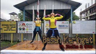 Senam Proyek Basah Keringat Ft. Stella & Gita