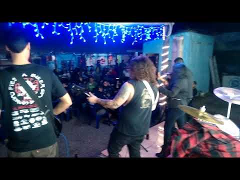 The tropper Iron Maiden's cover
