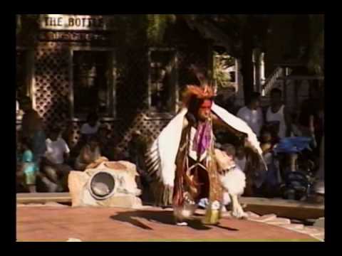 Grass Dance Song - Powwow Songs Music of The Plains Indians