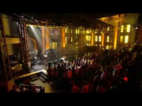 Slash Myles Kennedy - Back From Cali Live On Lopez Tonight