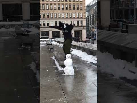 Snowman vs. Bilyeu  #dgk #skateboarding #snowman