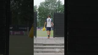 IucS5OC6AHo Video Image