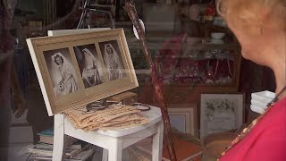 Daughter Finds Mom's Lost Wedding Photos Auctioned Off By Storage Facility Daughter Finds Mom's Lost Wedding Photos Auctioned Off By Storage Facility