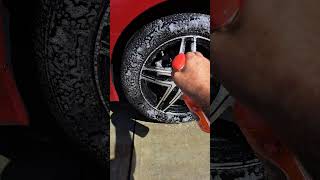 Just The Right Amount Of Foam Griots Wheel, Tire & Mat Cleaner