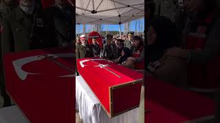Kahramanca Savaştın, Herkesi Korudun Kendin Şehit Düştün.şehit P.tğm. Ramazan Günay