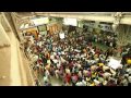 Usuarios de estación de trenes en Mumbai sorprendidos por flashmob