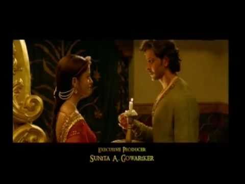 In Lamhon Ke Daaman Mein - Song Promo