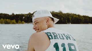 Watch Kane Brown Weekend video