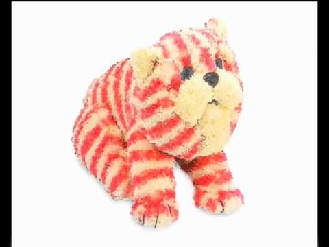 yawning bagpuss