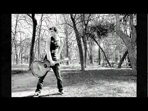 Triste Historia De Amor Video