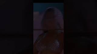 Hot Navel Shake
