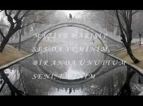 cem karaca- herkes gibisin cem karaca- herkes gibisin klip izle