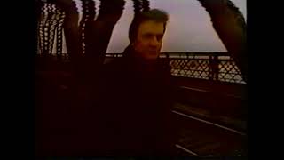 Watch Johnny Cash Another Wide River To Cross video