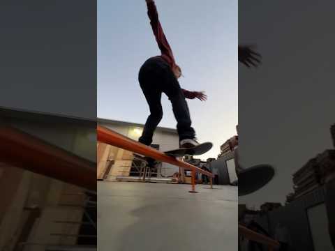 Tommy Sandervol skating the warehouse‼️🛹 #skateboardingisfun