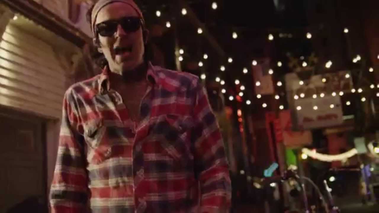 Yelawolf - Whiskey In A Bottle (Lyric Video)