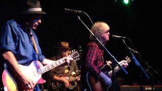 Watch Ian Hunter Wash Us Away video