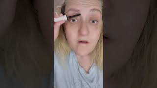 Brow Turtoial Using Abh Brow Freeze Gel.