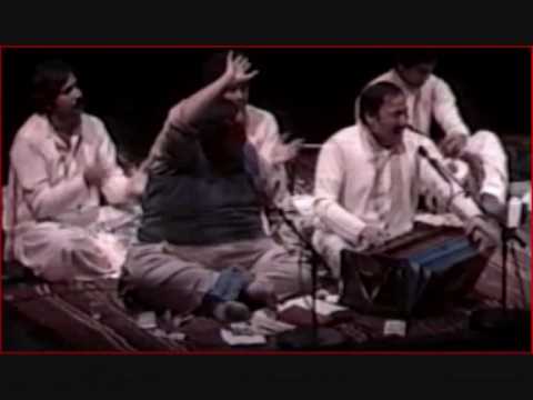 Ustad Nusrat Fateh Ali Khan - Mast Nazron Se Allah Bachaye