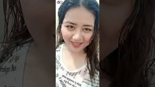 Cewek Gemoy Lagi Mandi