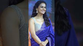 Candid Queen Shraddha Srinath Gulte