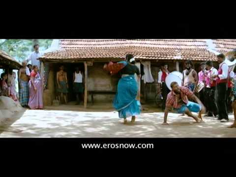 Arya is felicitated - Avan Ivan