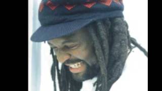 Watch Lucky Dube Shembe Is The Way video