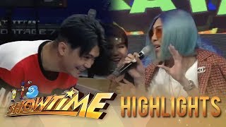It's Showtime Cash-Ya: Vice Ganda calls Vhong a gossiper