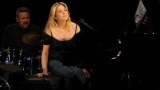 Watch Diana Krall Popsicle Toes video