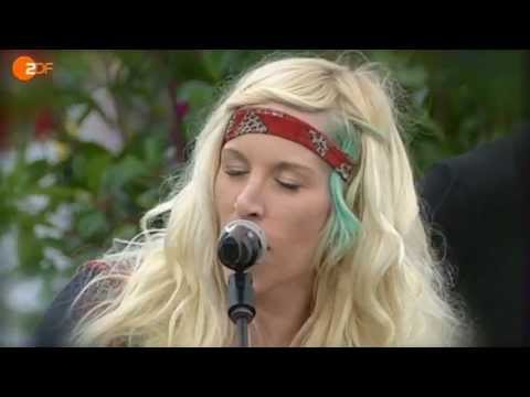 Red Hands - Walk off the Earth Live on German Talk Show