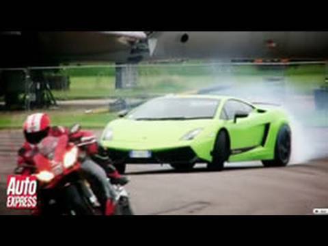 Lamborghini LP5704 Superleggera vs Aprilia RSV4 Superbike Auto Express