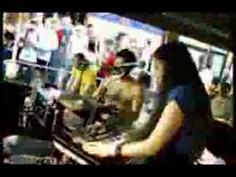 Live Drum and Bass: Epoc Live 'Unwind' (music video)