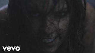 Watch Taylor Swift Out Of The Woods video