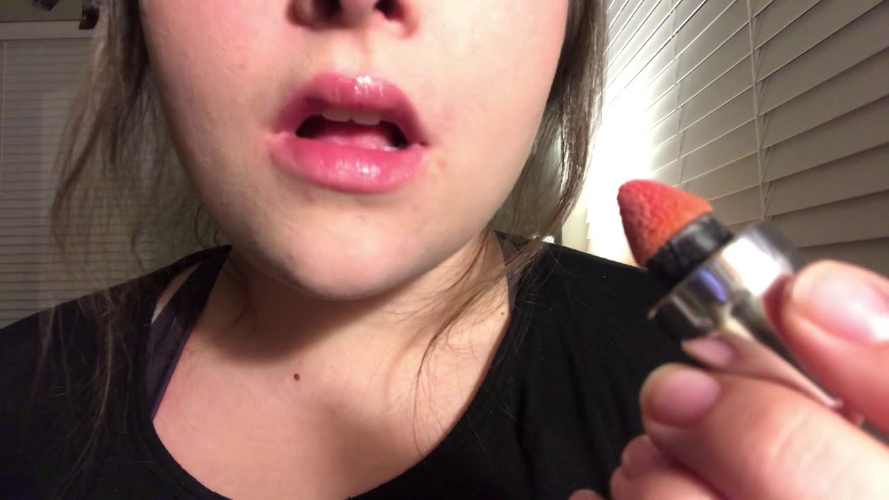 Completely smearing bright lipstick making mess free porn xxx pic