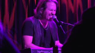 Watch Kip Winger Where Will You Go video