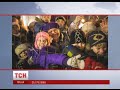У російській Самарі дітей від Діда Мороза відгородили високим парканом