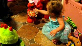 Katarina Playing With Elmo