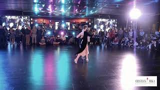 Cristian y Mika bailan con la Sans Souci (HD)