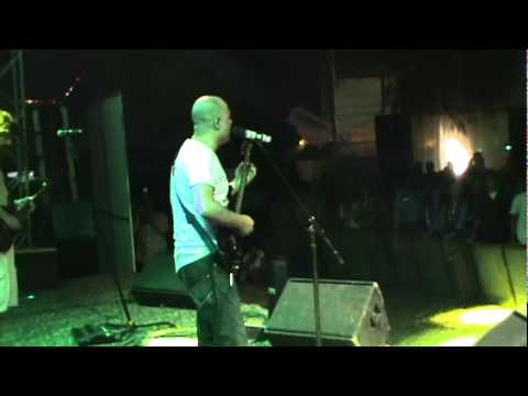 Ali Azmat Bum Bum Phata Live Karachi Gymkhana 28th Oct 11