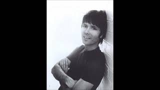 Watch Cliff Richard Shes A Gipsy video