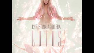 Watch Christina Aguilera Make The World Move video