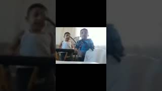 Davul Çalan Çocuklar