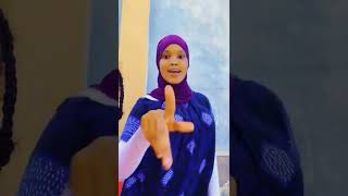 Gabar Sheegeso In Eey Rabto Gus Layaabka Aduunka