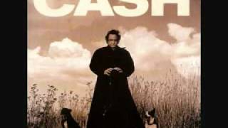 Watch Johnny Cash I See A Darkness video