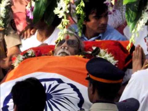 Deva Tujya Gabharyala