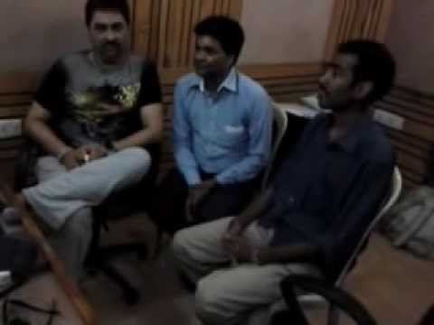 KUMAR SANU WITH ROHITRAJ GUPTAA AND CM RAI OCEAN STUDIO .mp4
