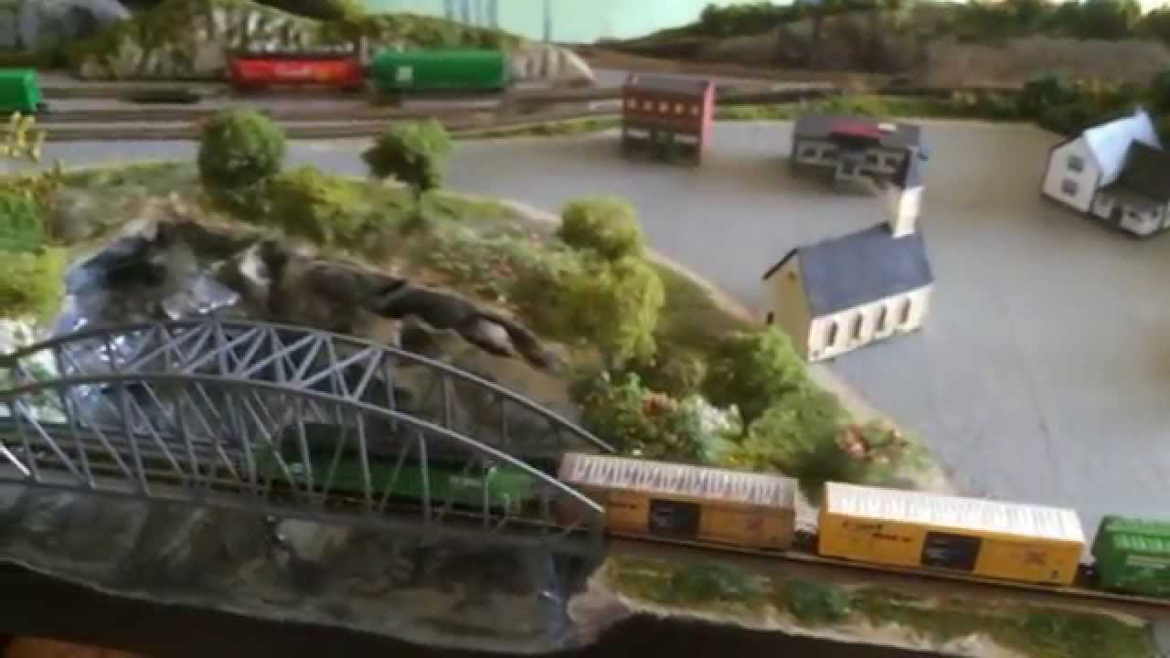 SCALE MODEL TRAIN LAYOUT BY RG TRAIN LAYOUTS - YouTube